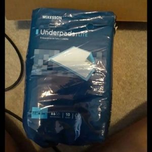 2 Underwear/pad